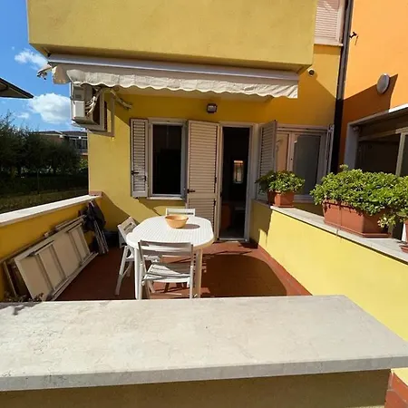 Apt 4 Garden Ville Sirmione Apartment